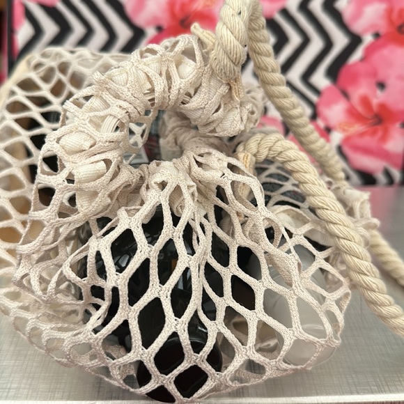 BNWT 3 PIECE BUNDLE Tea Tree Special Color Shampoo & Conditioner & wave spray - Picture 7 of 7